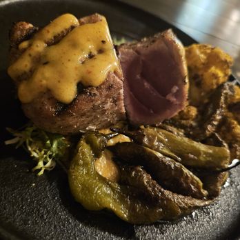 Wandering Vine At the Castle - Tuna Steak... one of the best meals I've had in KC, period! - Wine Bars Near Me - Shawnee, Kansas