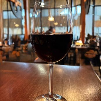 Timberwolf Pizza & Pasta Cafe - Pizza Near Me - Lake Louise, Alberta