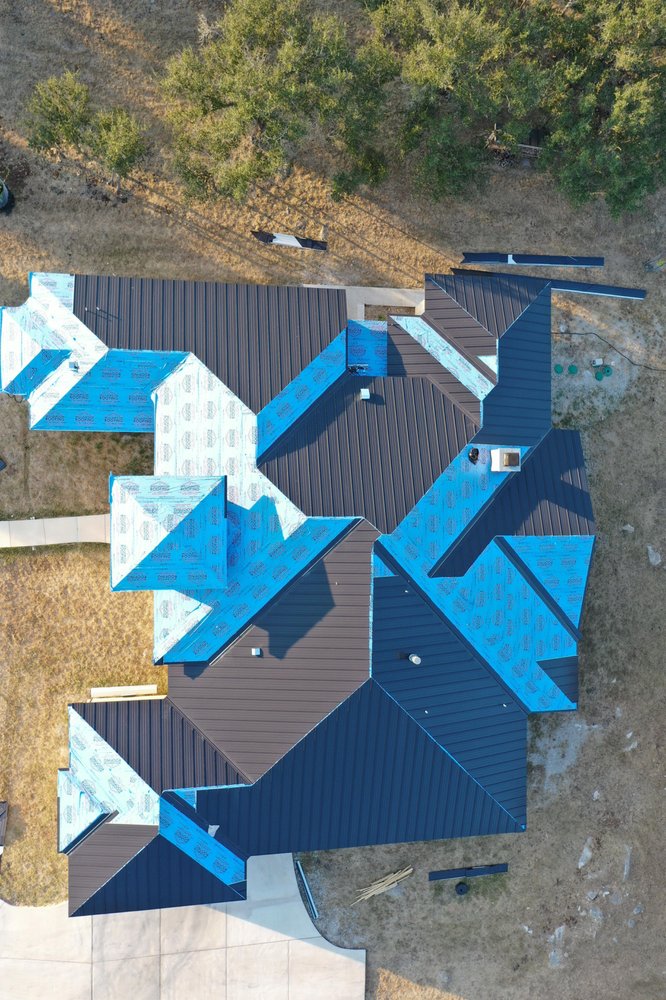 Slide of Williamson Roofing