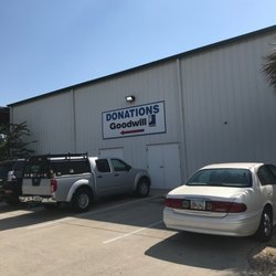 Goodwill Industries - Big Bend - Outside of Goodwill.