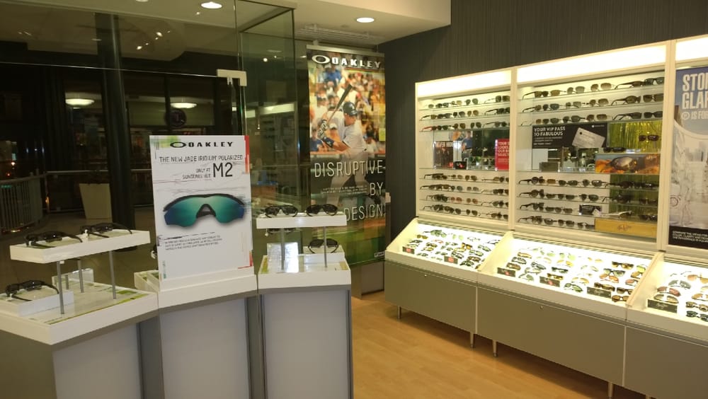 SUNGLASS HUT 49 W Maryland, Indianapolis, Indiana Sunglasses