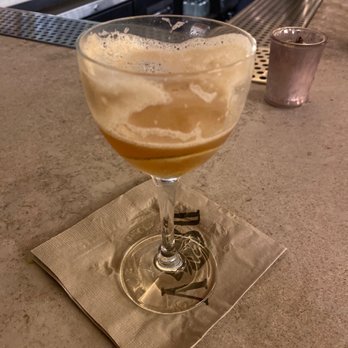 Dolly's - Cocktail Bars Near Me - New York, New York