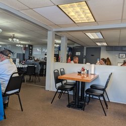 Our Lakeside Diner - Old school vibe