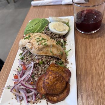 Peruvian Brothers - Chicken Bowl - Peruvian Near Me - Arlington, Virginia Peruvian Brothers - Chicken Bowl - Peruvian Near Me - Arlington, Virginia