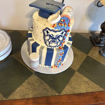 Gwendolyn Lee Cakery - Bakeries Near Me - Beech Grove, Indiana