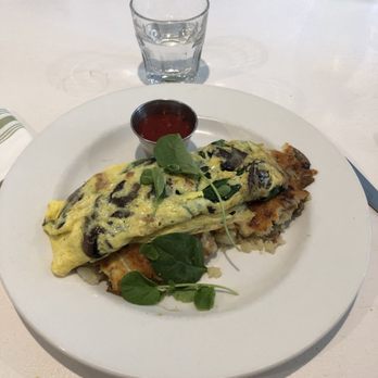 Cody's La Jolla - Omelette - Breakfast & Brunch Near Me - La Jolla, California