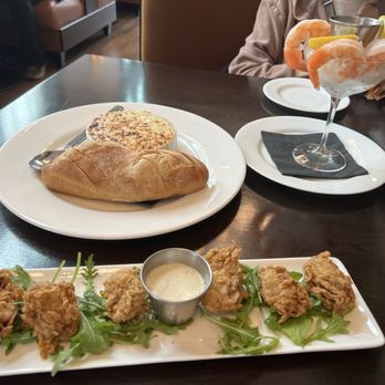 Draper's Steak & Seafood - Crispy Oysters, crab dip, Shrimp Cocktail - Salad Near Me - Fairfax, Virginia