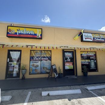 Paluva Cafe - Entrance - Colombian Near Me - Lake Worth, Florida