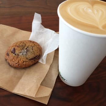 Courier Coffee Roasters - Latte - Coffee Roasteries Near Me - Portland, Oregon