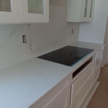 Granite and Quartz Solutions - Quartz countertop and backsplash - Countertop Installation Near Me - Webster, Florida