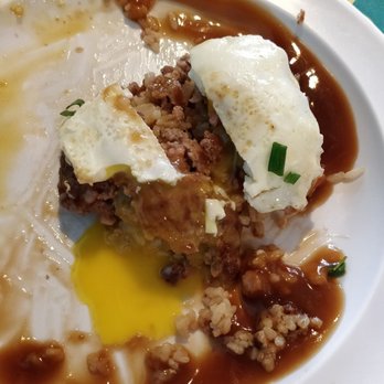 808 Grindz Cafe - Perfect egg in loco moco - Cafes Near Me - Lahaina, Hawaii