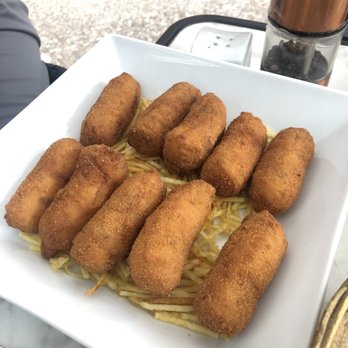 Plaza España 9 - Croquetas Caseras - Spanish Near Me - Madrid, M