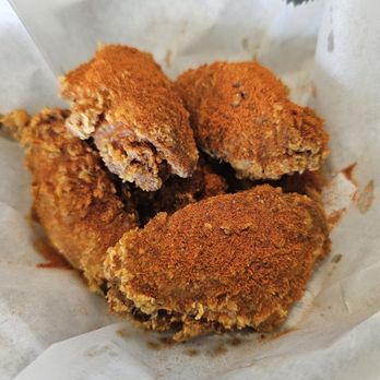 Leilani Taiwanese Kitchen - Taiwanese chicken wings - medium spice - Bubble Tea Near Me - Honolulu, Hawaii Leilani Taiwanese Kitchen - Taiwanese chicken wings - medium spice - Bubble Tea Near Me - Honolulu, Hawaii