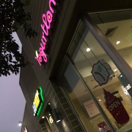 Yogurtland Downey