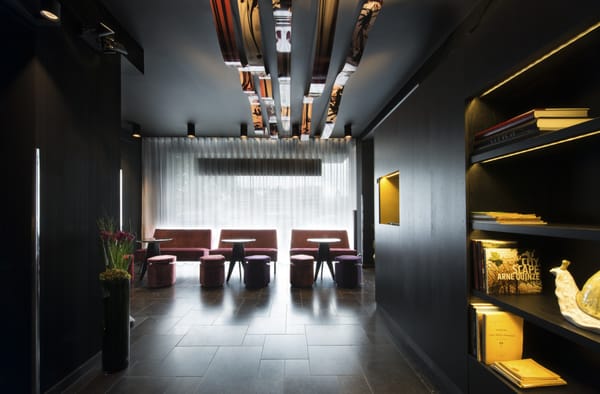 The Royal Snail Hotel by null