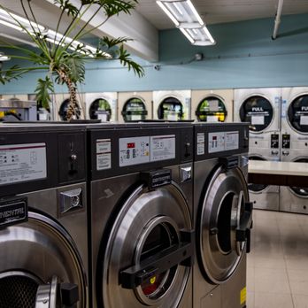 Peacock Laundry - Laundromat Near Me - Portland, Oregon