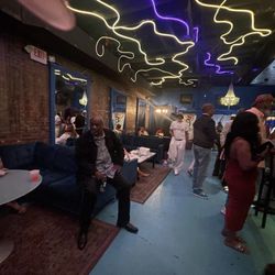 TV Lounge - Lounge area