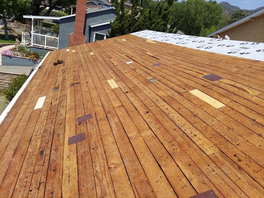 Slide of Mr Roofing Specialist