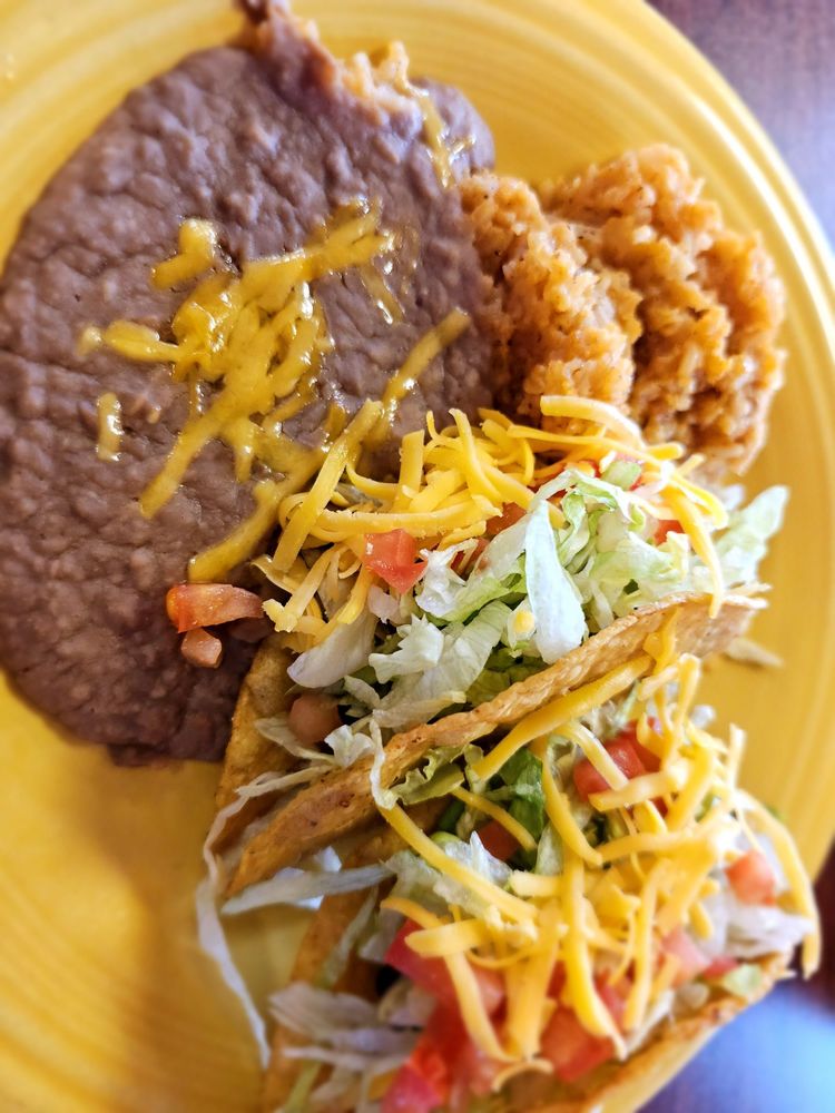 La Paloma Family Restaurant