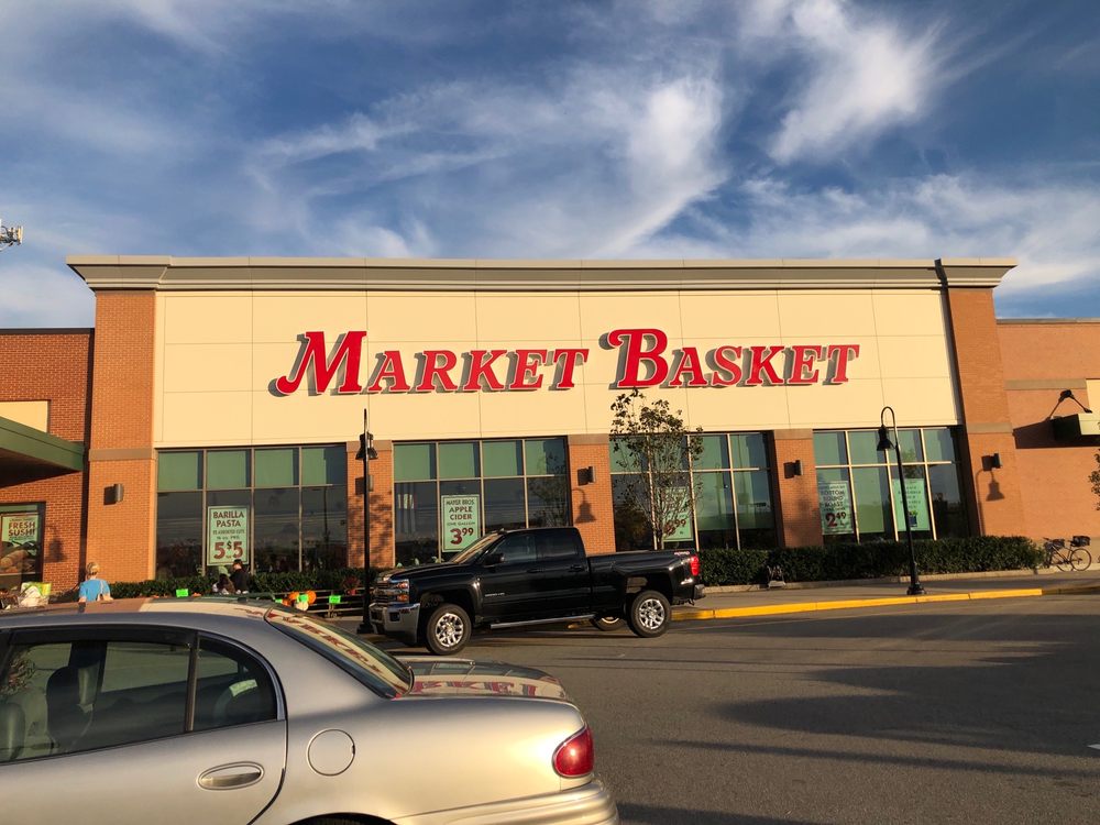 MARKET BASKET 21 Photos & 56 Reviews 8 Highland Commons E, Hudson