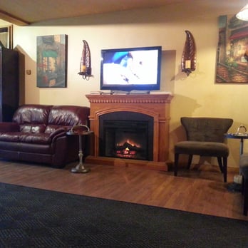 Cigar & Smoke Shoppe - Sit back and relax - Tobacco Shops Near Me - Bangor, Maine
