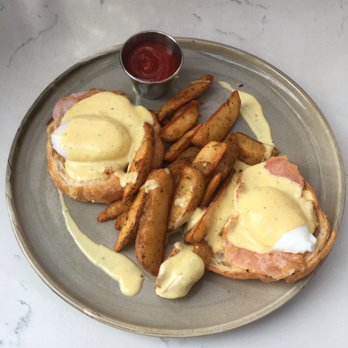 OEB Breakfast - Bridgeland - Eggs Benny - Breakfast & Brunch Near Me - Calgary, Alberta OEB Breakfast - Bridgeland - Eggs Benny - Breakfast & Brunch Near Me - Calgary, Alberta