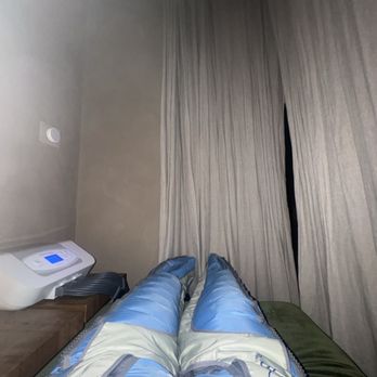 Holself - Cryotherapy Near Me - Arden-Arcade, California