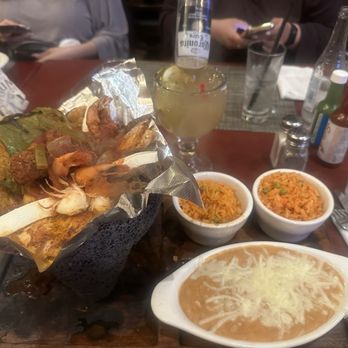 El Pescador - Carson - Very good just the carne asada was to tenderized for me. But a very good molcajete. - Seafood Near Me - Carson, California El Pescador - Carson - Very good just the carne asada was to tenderized for me. But a very good molcajete. - Seafood Near Me - Carson, California