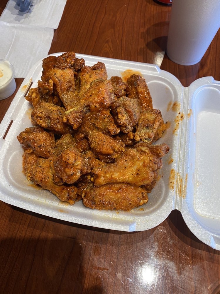 CAFE HOT WING Updated September 2024 28 Photos & 32 Reviews 7300