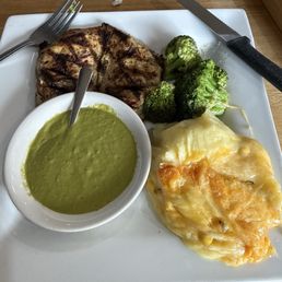 Chicken broccoli and mashed potatoes fantastic Chicken broccoli and mashed potatoes fantastic