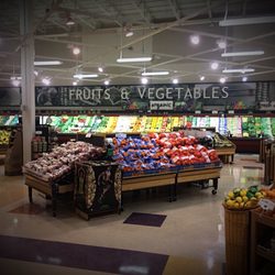 Harding's Marketplace - Beautiful selection of fresh produce!!