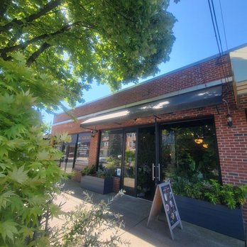 Kunst Coffee Haus - Coffee & Tea Near Me - Bayside, New York