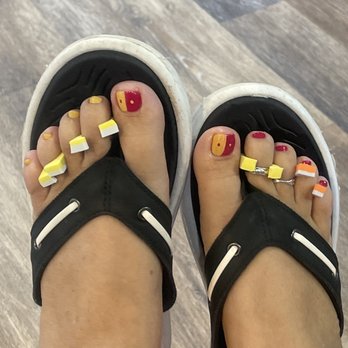 Polished Salon - Pedi from GIGI ! Affordable and friendly!! - Nail Salons Near Me - Wayne, Pennsylvania Polished Salon - Pedi from GIGI ! Affordable and friendly!! - Nail Salons Near Me - Wayne, Pennsylvania