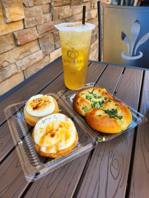 Sunmerry Bakery by null