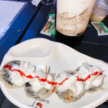 Sushi Taku - Oreo tempura - Japanese Near Me - Chicago, Illinois Sushi Taku - Oreo tempura - Japanese Near Me - Chicago, Illinois