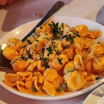Patrizia's - Williamsburg - Prix fixe family style pasta - Pizza Near Me - Brooklyn, New York Patrizia's - Williamsburg - Prix fixe family style pasta - Pizza Near Me - Brooklyn, New York