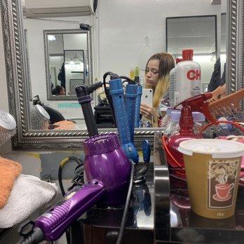Kaylee Beauty Unisex - Before - Hair Salons Near Me - Brooklyn, New York Kaylee Beauty Unisex - Before - Hair Salons Near Me - Brooklyn, New York