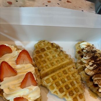 Maison De Croissant - Strawberry Croissant, Original Croissant, Tiramisu & Cream - Bakeries Near Me - Irvine, California Maison De Croissant - Strawberry Croissant, Original Croissant, Tiramisu & Cream - Bakeries Near Me - Irvine, California