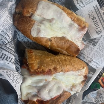 Vesuvio Pizza - Chicken Parm - Sandwiches Near Me - Catskill, New York
