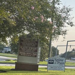 Haydel Spine Pain & Wellness - Thibodaux - Signage at street