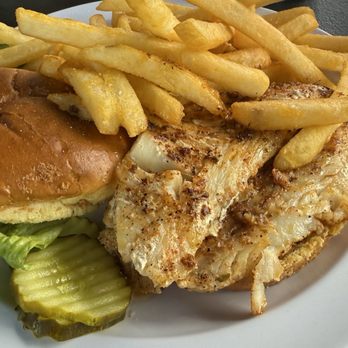 Silver Dolphin - Famous fish sandwich. Really good. Cooked perfectly - American Near Me - Hernando Beach, Florida