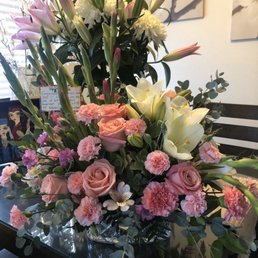 "Hello beautiful bouquet" "Hello beautiful bouquet"