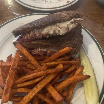 The Pump Cafe - Breakfast & Brunch Near Me - Springfield, Oregon