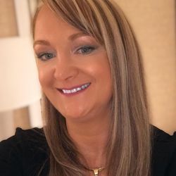 Strait Ahead Hair Designs