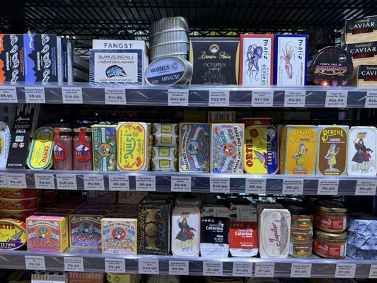 Martha's Vineyard Fine Wine & Gourmet Grocery by null