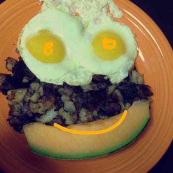 Buenos Dias - Steak hash with sunny side up eggs on my snapchat :) - Mexican Near Me - Saint Marys, Georgia