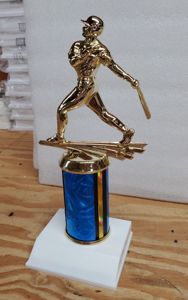 AWARDS OF CAPE COD Updated September 2024 38 Photos 49 Tara Ln