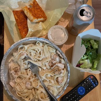 Domenick's Pizza House - Pasta , bread and salad . - Pizza Near Me - Carson, California Domenick's Pizza House - Pasta , bread and salad . - Pizza Near Me - Carson, California