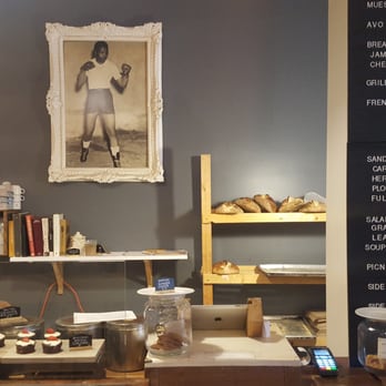 Nelson the Seagull - Ambience - Coffee & Tea Near Me - Vancouver, British Columbia