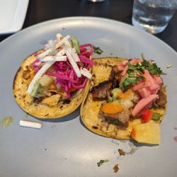 Che Restobar - Pork belly taco and chicken adobo taco